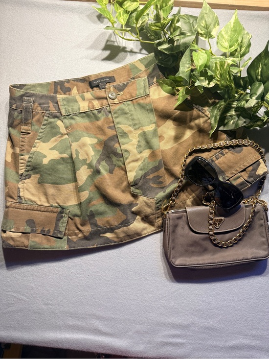 Marc Jacobs Pants - Marc Jacobs woman’s skirts Mainline military & camo style size 8 #vintage #0105